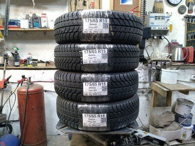 Зимові шини б/у 175/65 R15 Debica Frigo HP2 2022 року 693 фото